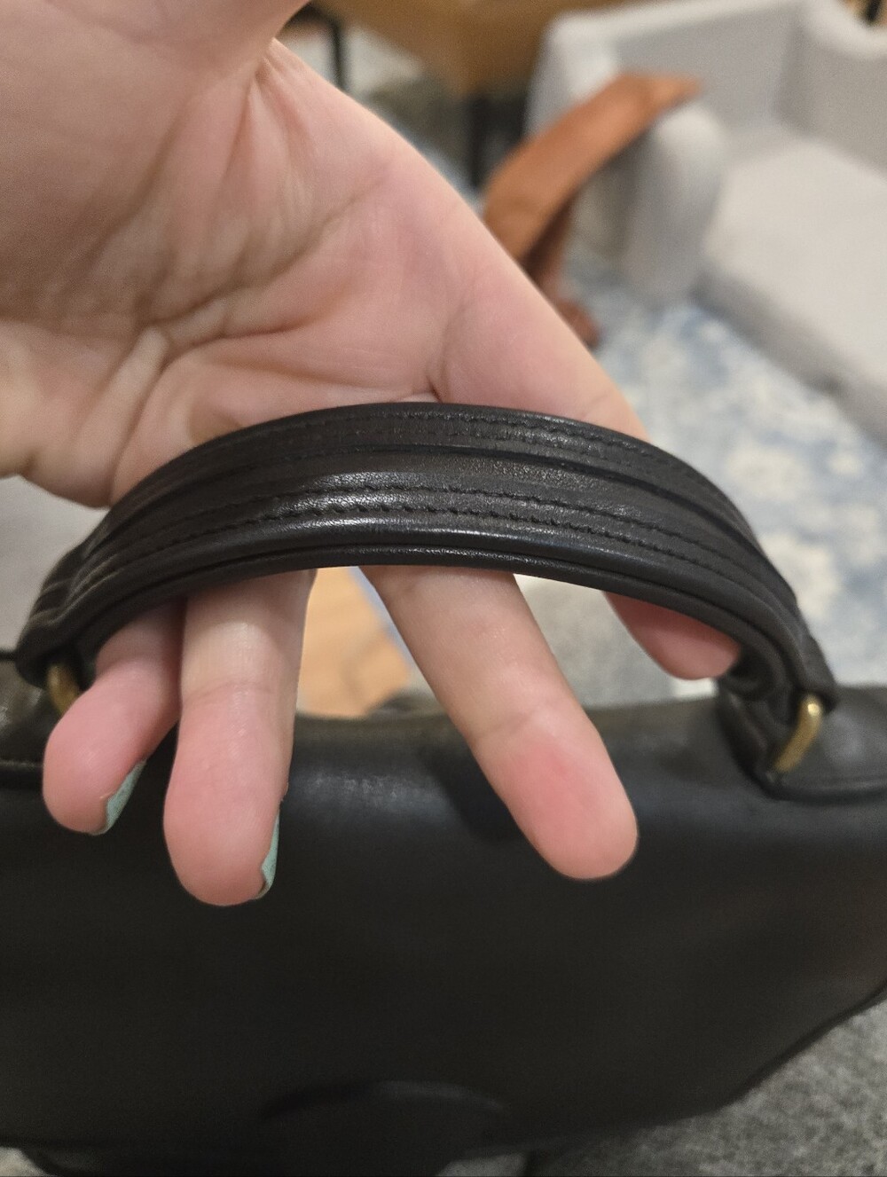 Coach• Vintage Station Black Leather Bag with Gold Accent. M4C 5130 - Picture 15 of 16